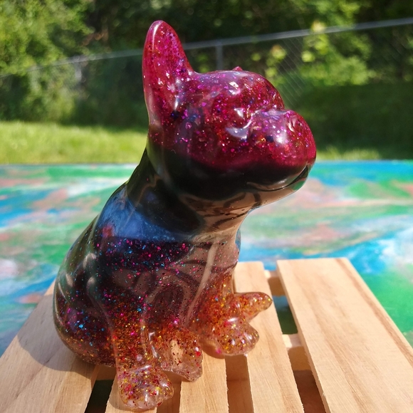 🐕SOLD🐕 Cute Frenchie Bulldog Resin Art Cute Sparkles Gift Shiny Handmade - Picture 7 of 15